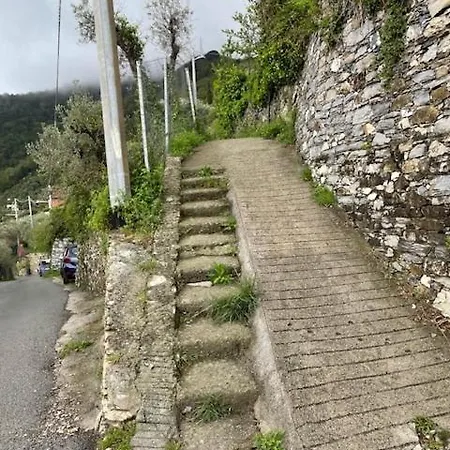 Oasi Di Pace A Recco Verzemma Avegno